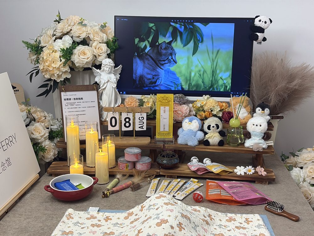 宠物骨灰交付与纪念品